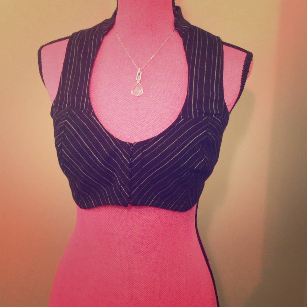Guess Cropped Little Vest